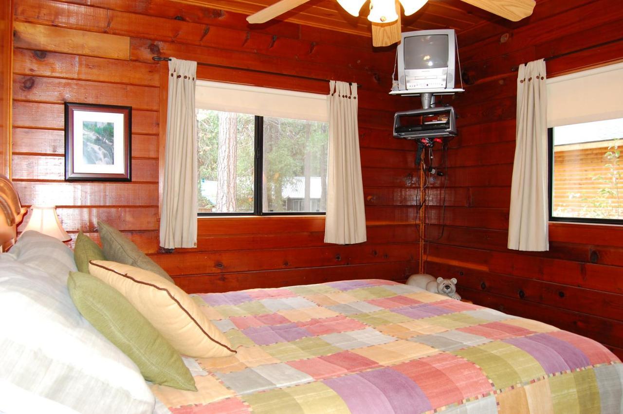 35 Cubbys Den Villa Wawona Bagian luar foto