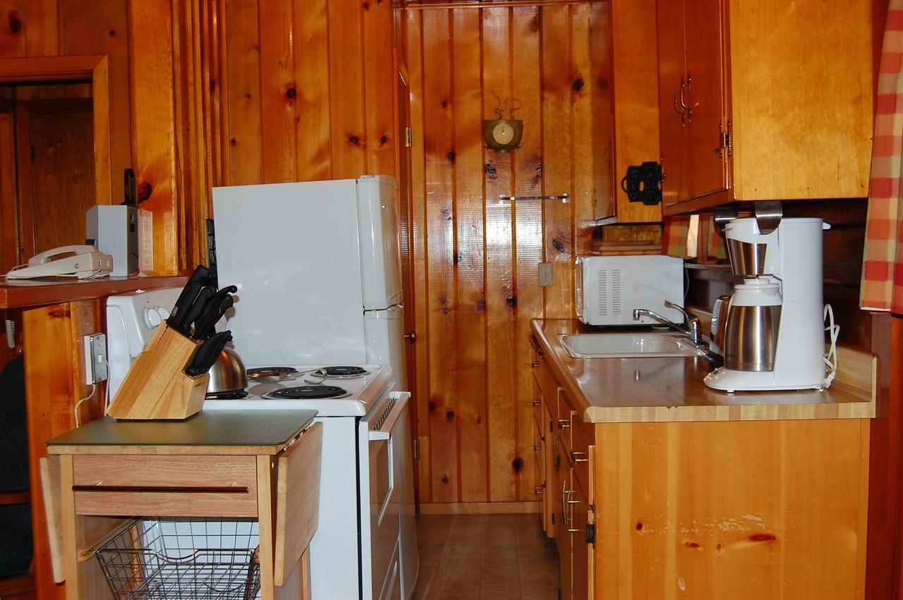 35 Cubbys Den Villa Wawona Ruang foto